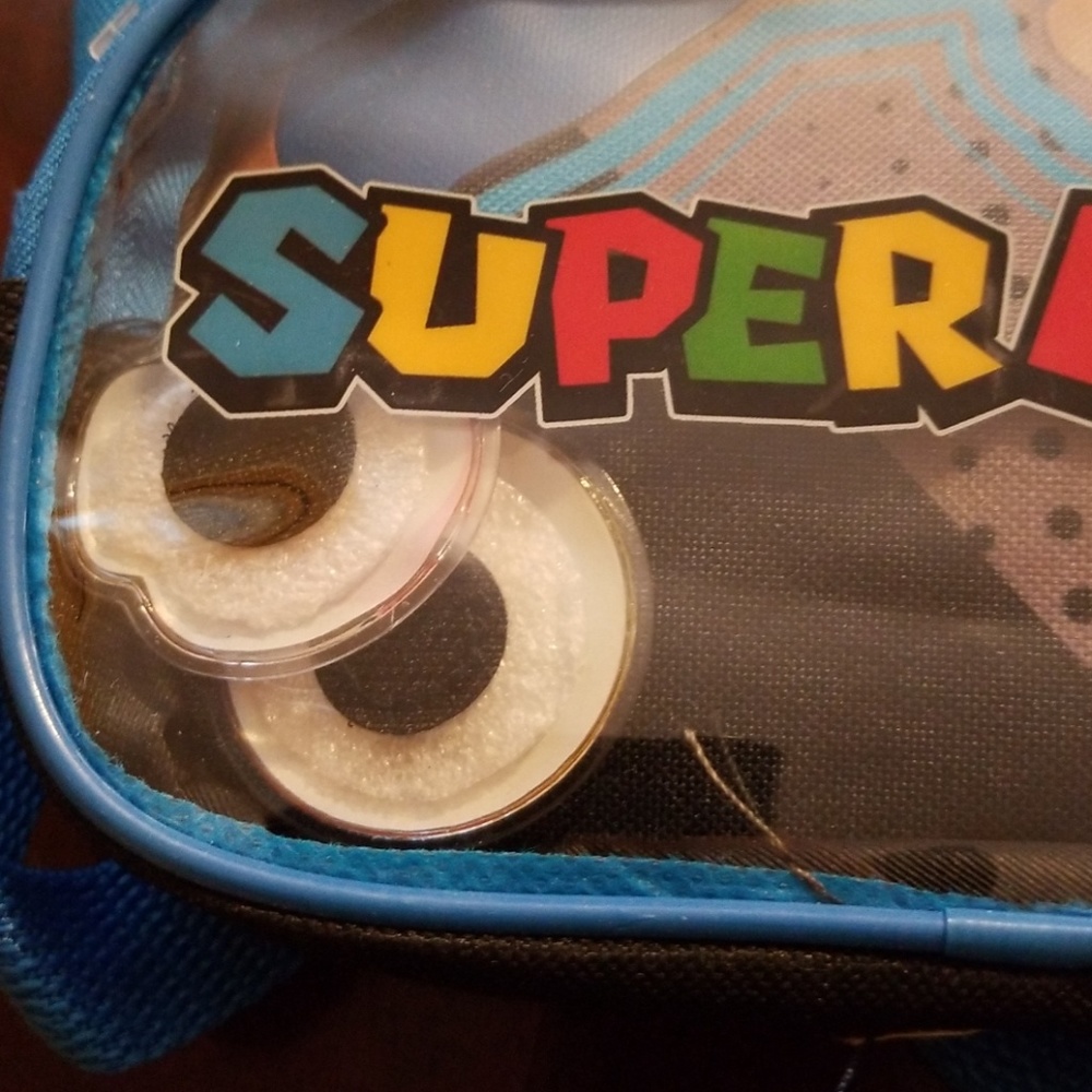 Mario 10 inch Mini Backpack with VELCRO - Picture 3 of 3